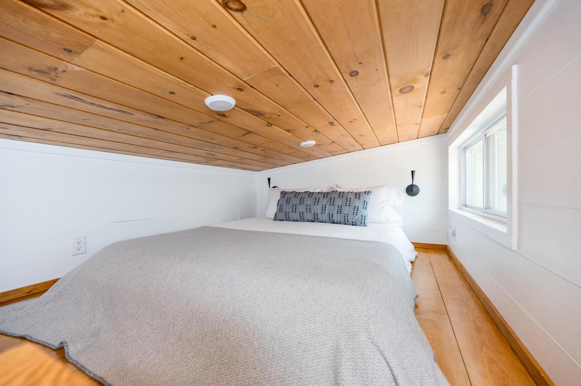 Pine Creek Tiny House Villa Amherst Bagian luar foto